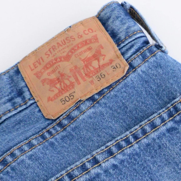 Levis 505 Mid-Wash Straight Leg  Blue Denim Jeans Size 36X30 - Picture 5 of 14